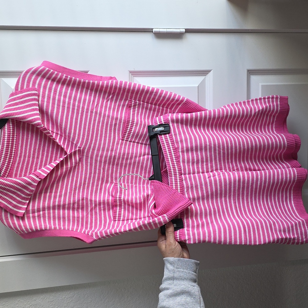 Pink and White Striped Knit Set Large G183 - Picture 2 of 5